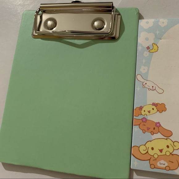 Sanrio Cinnamoroll Mini Clipboard with Memo Pad - Picture 6 of 14